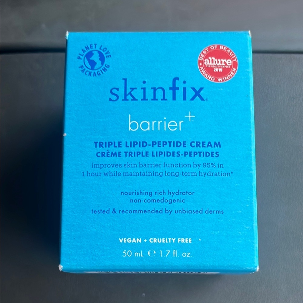 Skin Blue Moisturizer Hydrating Cream